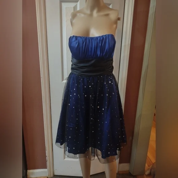 Blondie Nites by stacy sklar size 3 formal dress - Picture 1 of 9